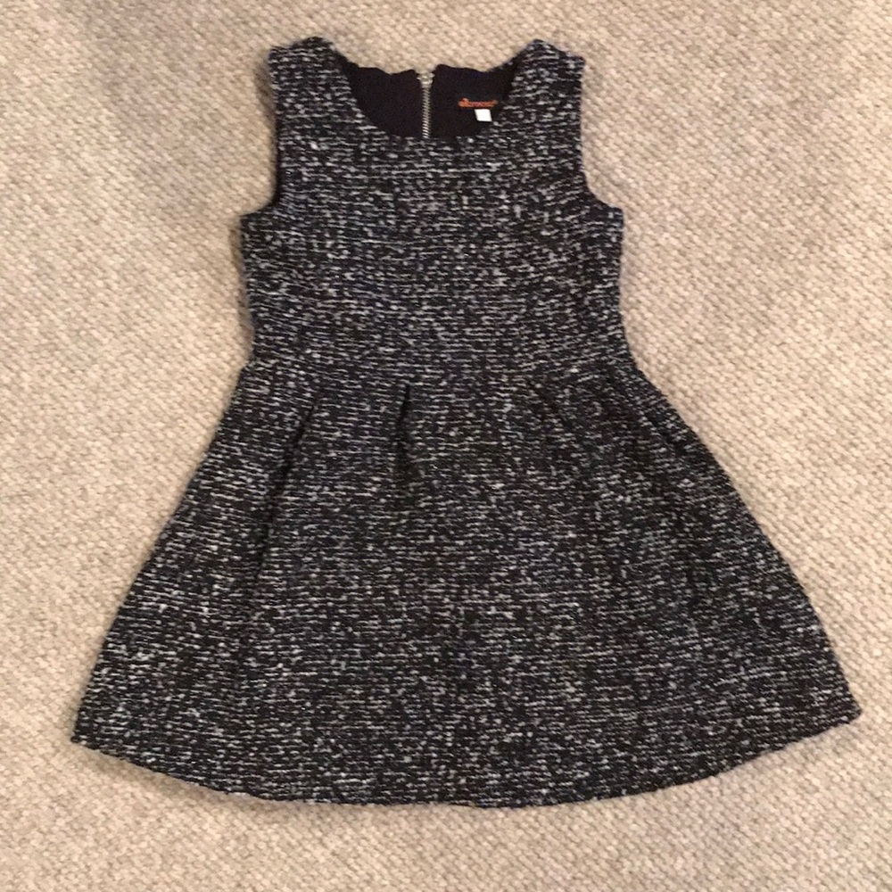 Girls party dress